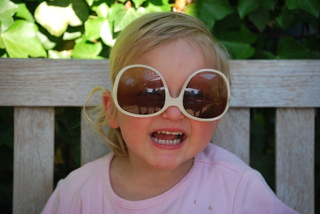 dzieciece okulary przeciwsłoneczne Kartuzy